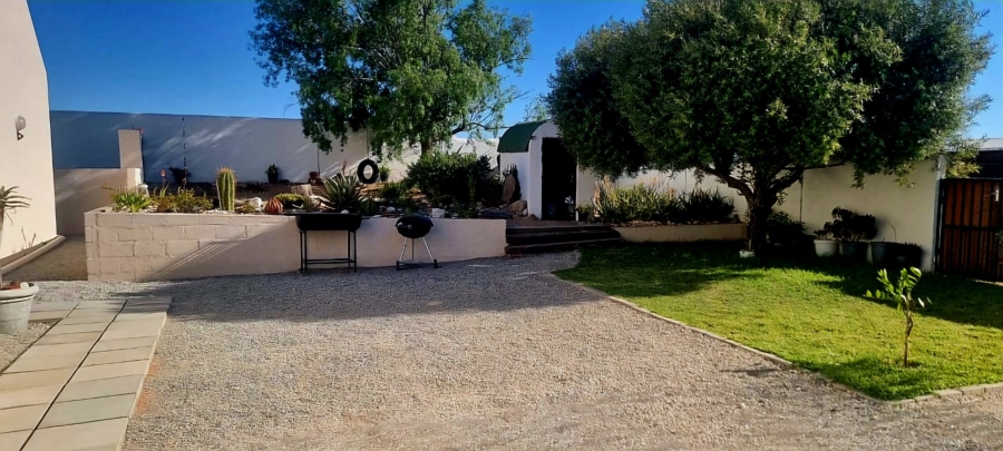 2 Bedroom Property for Sale in Vanrhynsdorp Western Cape